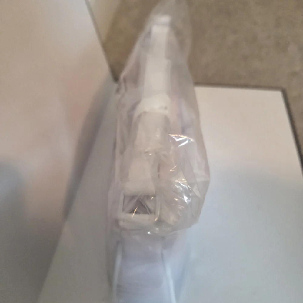 Danielle Nicole Lavender Crossbody Bag - Picture 3 of 3